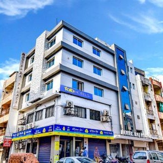 Super Collection O Hotel Raj Palace Thumbnail