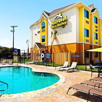 Microtel Inn & Suites By Wyndham New Braunfels Thumbnail