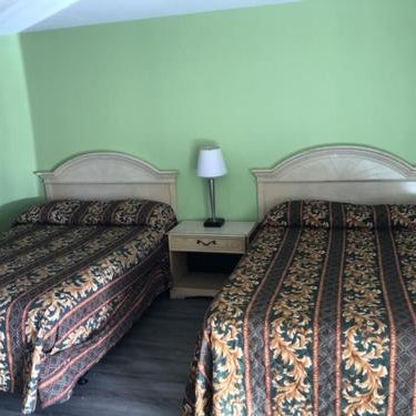 Flamingo Beach Inn Thumbnail