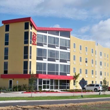 Red Roof Inn & Suites Beaumont Thumbnail