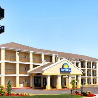 Days Inn by Wyndham Oklahoma City/Moore Thumbnail