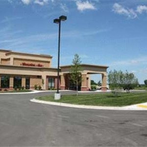 Hampton Inn By Hilton Elkhorn Lake Geneva Thumbnail