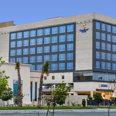 Comfort Hotel Jeddah King Road