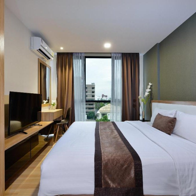 Ramada by Wyndham Bangkok Ten Ekamai Residences Thumbnail