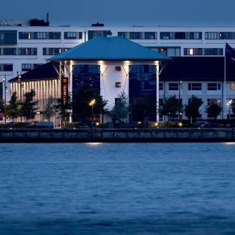 Pier 5 Hotel Thumbnail