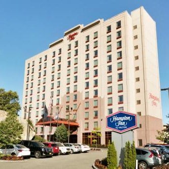Hampton Inn By Hilton New York - Laguardia Airport Thumbnail