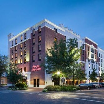 Hampton Inn & Suites by Hilton Gainesville Downtown University