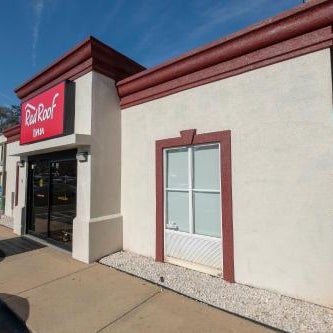 Red Roof Inn Raleigh - North-Crabtree Mall/Lenovo Center Thumbnail