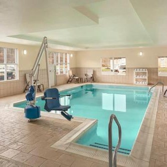 Country Inn & Suites by Radisson, Princeton, WV Thumbnail