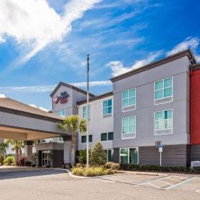 Best Western Plus Chain Of Lakes Inn & Suites Thumbnail