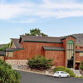 Topaz Lodge Thumbnail