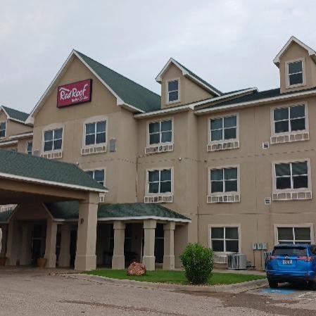Red Roof Inn & Suites Midland Thumbnail