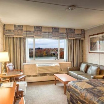 Capri Inn Thumbnail