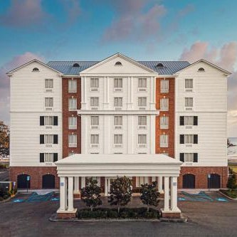 The Inn at Long Beach Thumbnail