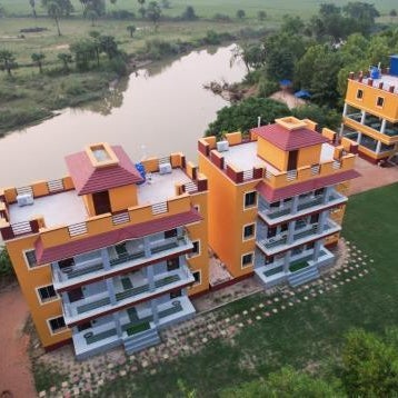 Resort Neel Nirjan