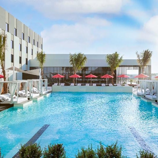 Maani Muscat Hotel & Apartments