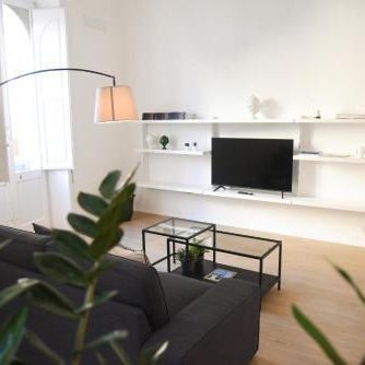 Suite 22