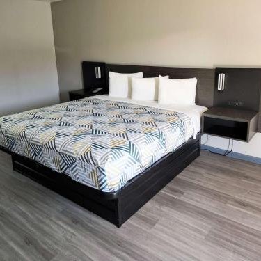 Motel 6 Oklahoma City OK Frontier City Thumbnail