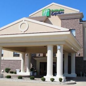Holiday Inn Express Hotel & Suites Shelbyville By IHG Thumbnail