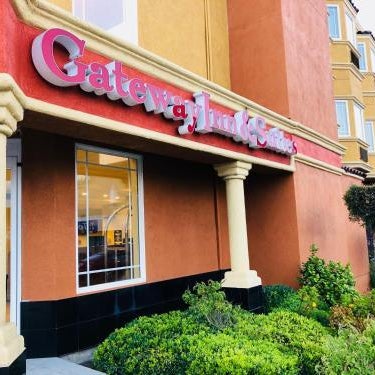 Gateway Inn and Suites San Francisco SFO Airport Thumbnail