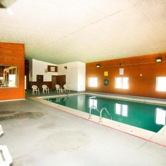 Super 8 by Wyndham Van Buren/Ft. Smith Area Thumbnail