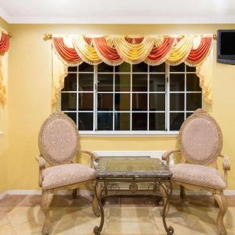 Upper Lake Inn & Suites Thumbnail