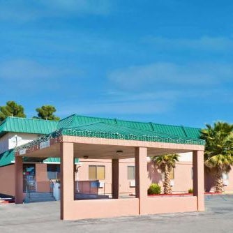Super 8 by Wyndham Alamogordo/White Sands Thumbnail
