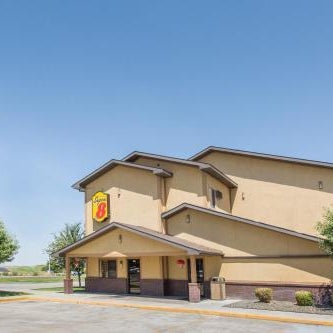 Super 8 by Wyndham Nampa Thumbnail