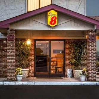 Super 8 by Wyndham Greenville Thumbnail