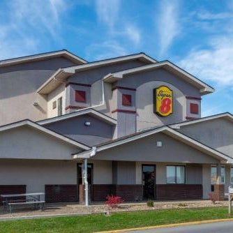 Super 8 by Wyndham Summersville Thumbnail