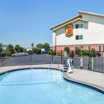 Super 8 by Wyndham Sacramento/Florin Rd Thumbnail