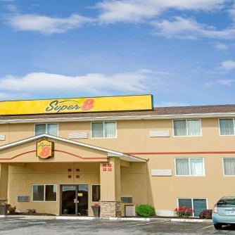 Super 8 by Wyndham Independence Kansas City Thumbnail