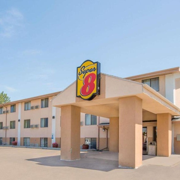 Super 8 by Wyndham Sioux City/Morningside Area Thumbnail