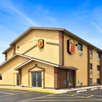 Super 8 by Wyndham Cedar Rapids Thumbnail
