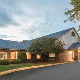 Super 8 by Wyndham Dodgeville Thumbnail