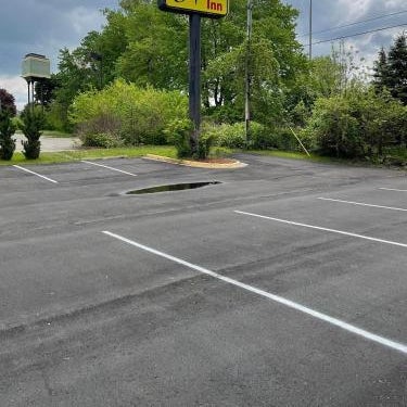 Super Inn by OYO Lansing MI Thumbnail