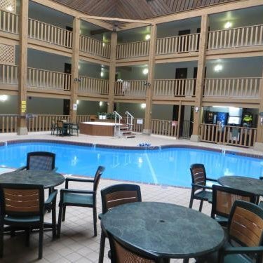 Super 8 by Wyndham Spearfish Thumbnail