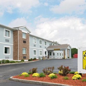 Super 8 by Wyndham Lexington Winchester Rd Thumbnail