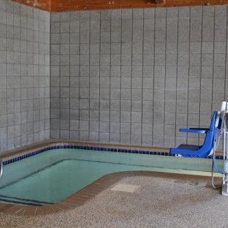 Nichols Inn & Suites Thumbnail