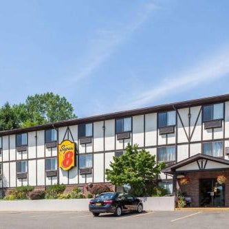 Super 8 by Wyndham Norwich Thumbnail