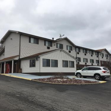 Super 8 by Wyndham New Castle Thumbnail