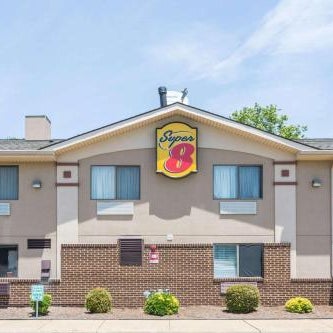 Super 8 by Wyndham Hampton Thumbnail