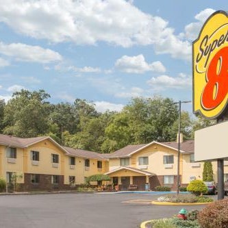 Super 8 by Wyndham Radford VA Thumbnail