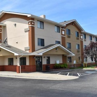 Super 8 by Wyndham Newport News/Jefferson Ave. Thumbnail