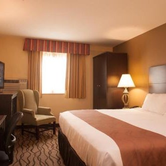 City Center Inn by OYO I-64 Newport News Thumbnail