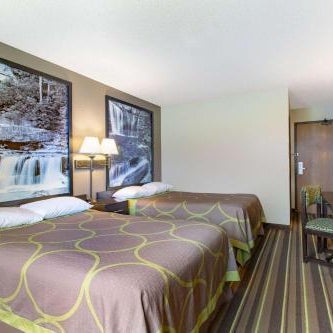 Super 8 by Wyndham Weston WV Thumbnail