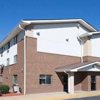 Super 8 by Wyndham Richmond Midlothian Turnpike Thumbnail