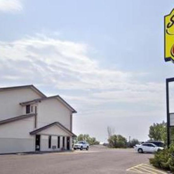 Super 8 by Wyndham Miles City Thumbnail