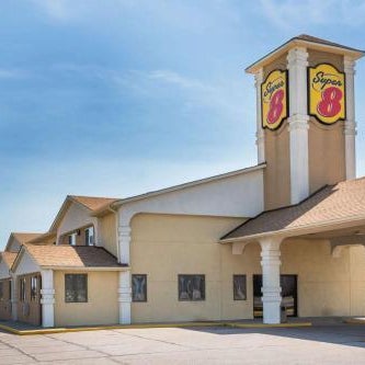 Super 8 by Wyndham Lexington Thumbnail