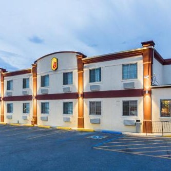 Super 8 by Wyndham Douglas Thumbnail